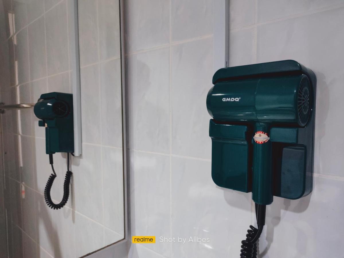 Allbes Parklands Hotel Klang Kültér fotó